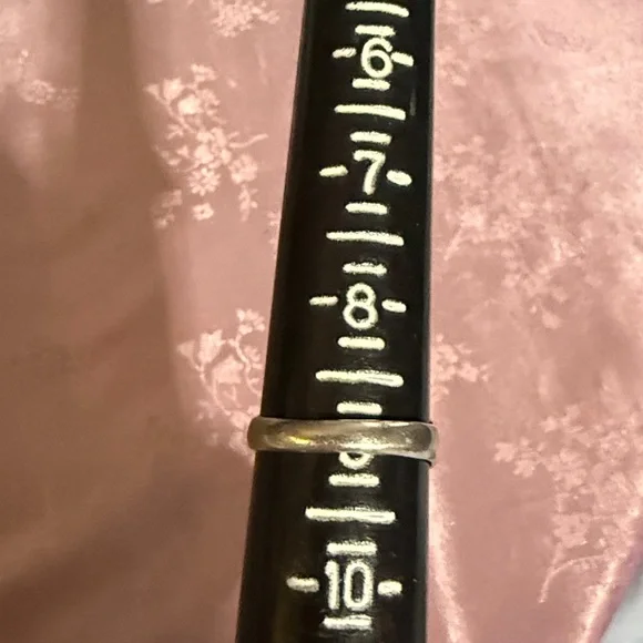 Sterling silver and topaz ring - Picture 2 of 2